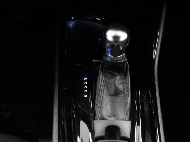 Toyota C-HR - 1.8 Hybrid Dynamic