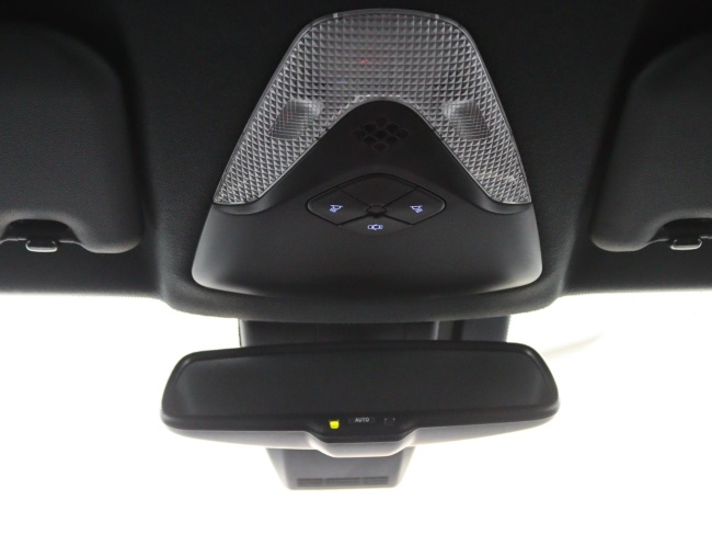 Toyota C-HR - 1.8 Hybrid Dynamic