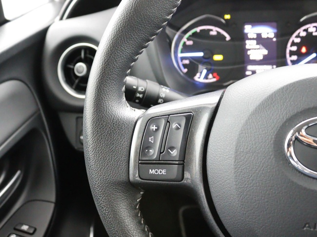 Toyota Yaris - 1.5 Hybrid Dynamic Limited