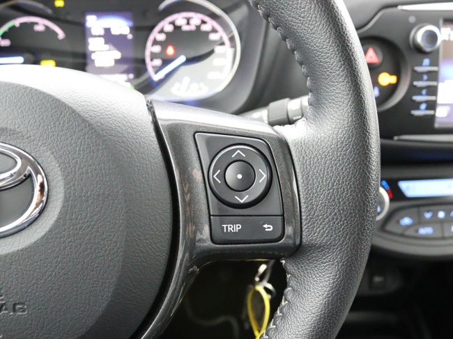Toyota Yaris - 1.5 Hybrid Dynamic Limited