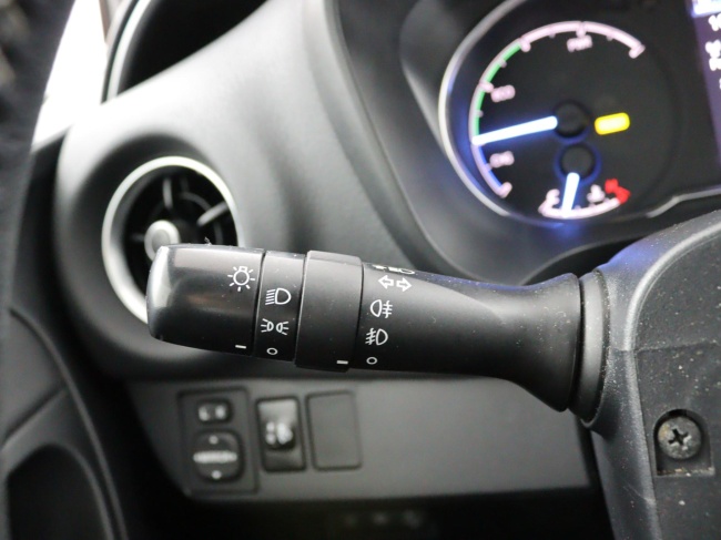 Toyota Yaris - 1.5 Hybrid Dynamic Limited