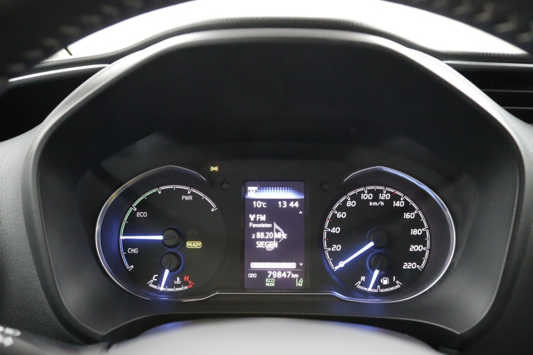 Toyota Yaris - 1.5 Hybrid Dynamic Limited 19