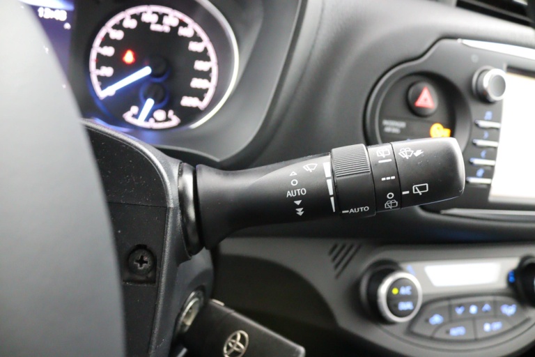 Toyota Yaris - 1.5 Hybrid Dynamic Limited 20