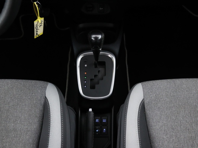 Toyota Yaris - 1.5 Hybrid Dynamic Limited