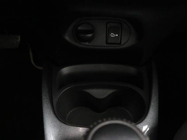 Toyota Yaris - 1.5 Hybrid Dynamic Limited