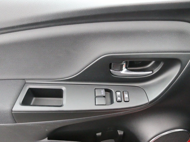 Toyota Yaris - 1.5 Hybrid Dynamic Limited