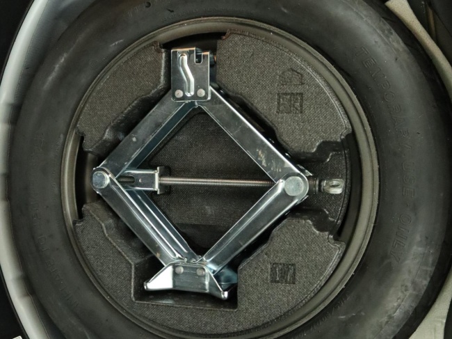 Toyota RAV4 - 2.5 Hybrid AWD Bi-Tone