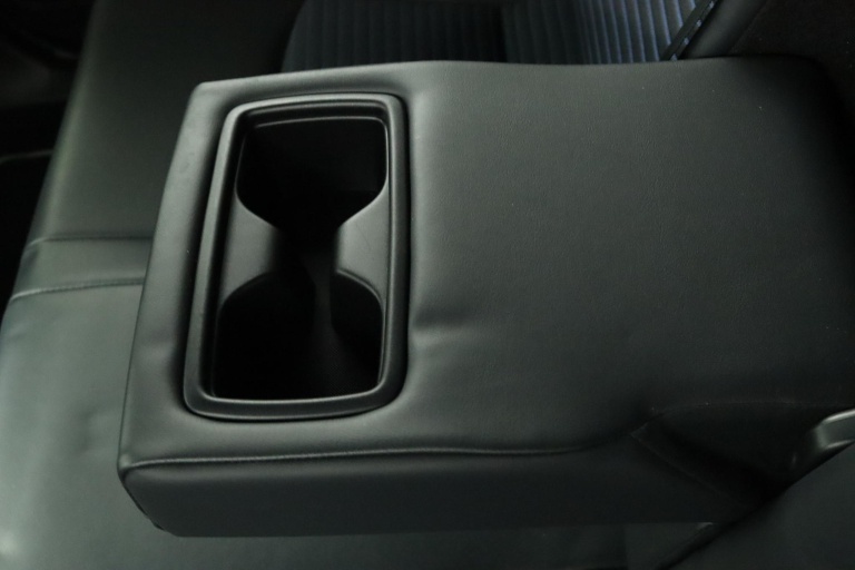 Toyota RAV4 - 2.5 Hybrid AWD Bi-Tone 42