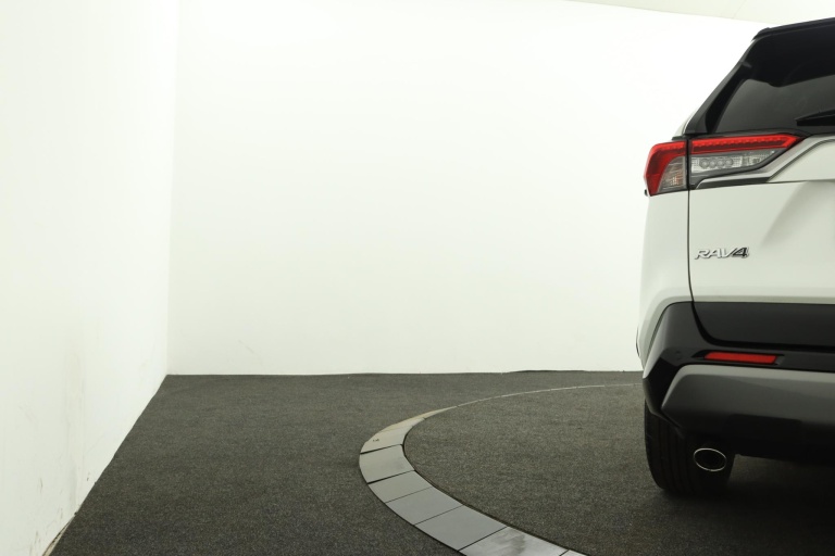 Toyota RAV4 - 2.5 Hybrid AWD Bi-Tone 43