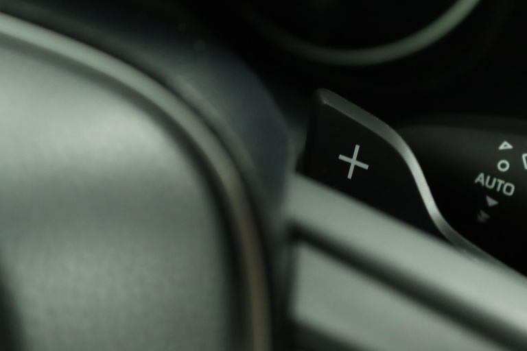 Toyota RAV4 - 2.5 Hybrid AWD Bi-Tone 49