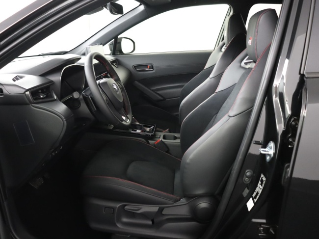 Toyota Corolla Cross - Hybrid 180 GR Sport