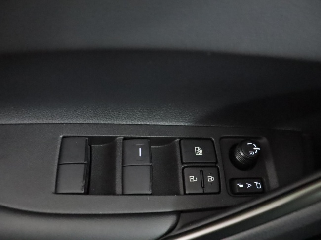 Toyota Corolla Cross - Hybrid 180 GR Sport