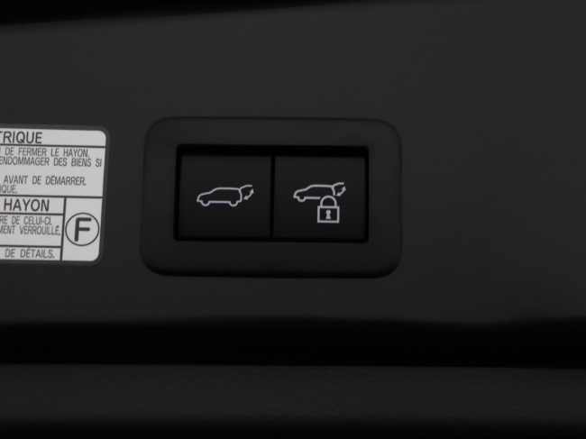 Toyota Corolla Cross - Hybrid 180 GR Sport