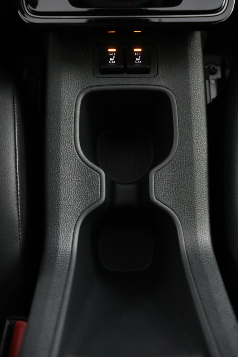 Toyota Corolla Cross - Hybrid 180 GR Sport 51