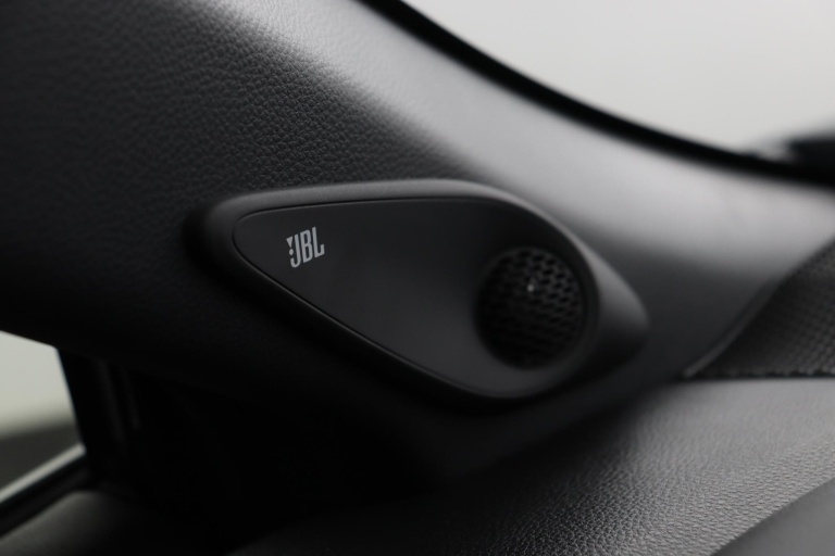 Toyota Corolla Cross - Hybrid 180 GR Sport 52