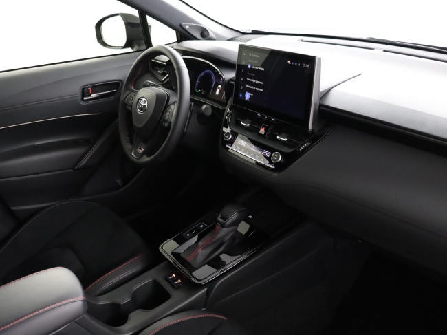 Toyota Corolla Cross - Hybrid 180 GR Sport