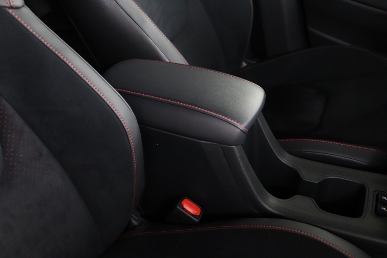 Toyota Corolla Cross - Hybrid 180 GR Sport 56