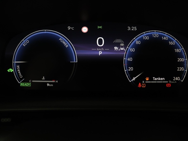 Toyota Corolla Cross - Hybrid 180 GR Sport