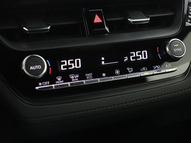 Toyota Corolla Cross - Hybrid 180 GR Sport