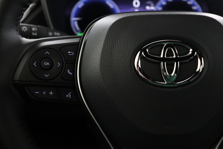 Toyota Corolla Cross - Hybrid 140 Dynamic 19