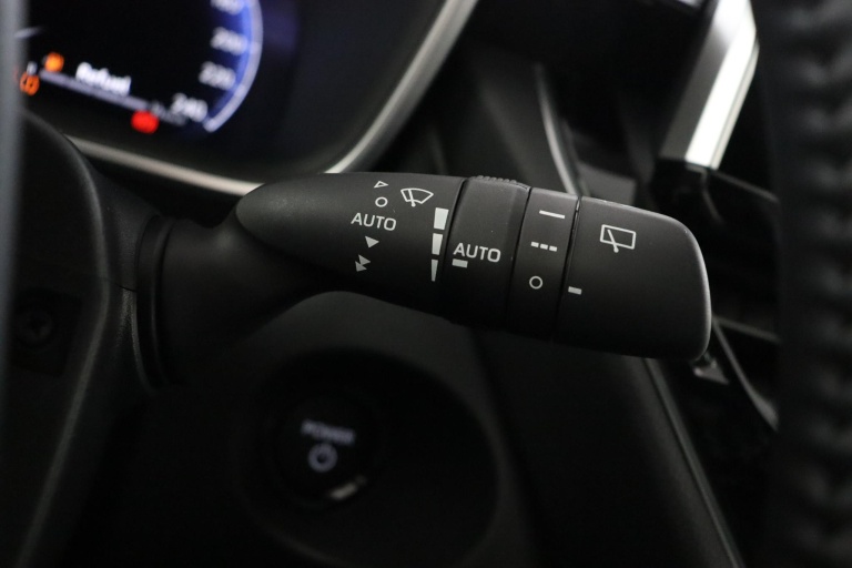 Toyota Corolla Cross - Hybrid 140 Dynamic 32