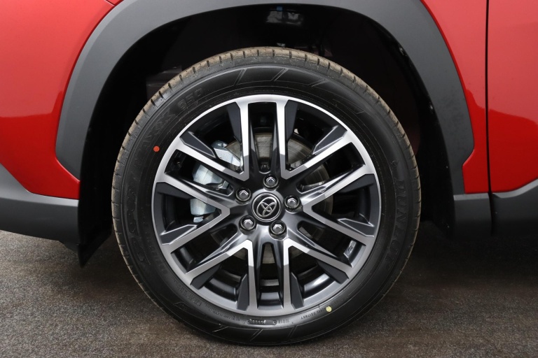 Toyota Corolla Cross - Hybrid 140 Dynamic 37