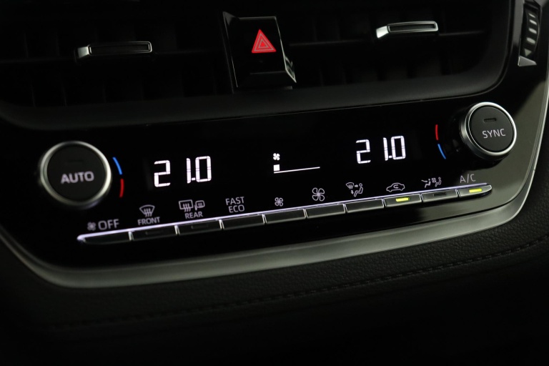 Toyota Corolla Cross - Hybrid 140 Dynamic 7