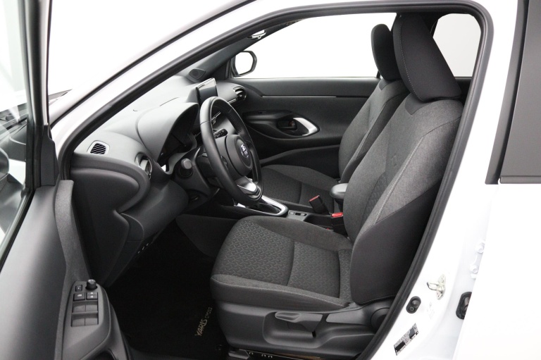 Toyota Yaris Cross - 1.5 Hybrid 17