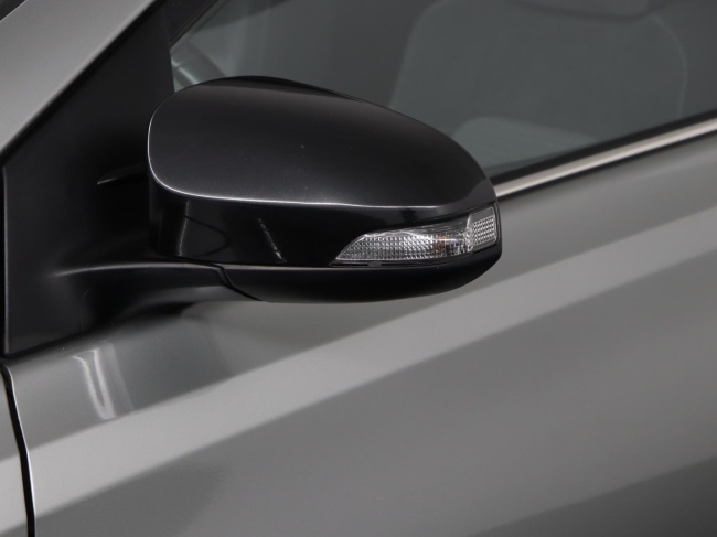 Toyota Auris Touring Sports - 1.8 Hybrid Black Edition