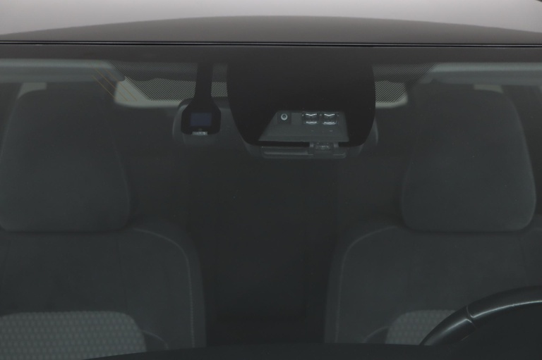 Toyota Auris Touring Sports - 1.8 Hybrid Black Edition 39