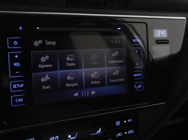 Toyota Auris Touring Sports - 1.8 Hybrid Black Edition