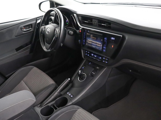 Toyota Auris Touring Sports - 1.8 Hybrid Black Edition