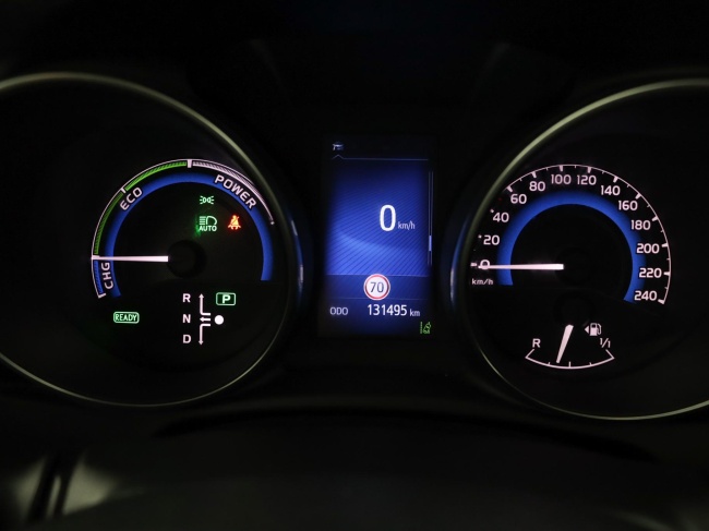 Toyota Auris Touring Sports - 1.8 Hybrid Black Edition