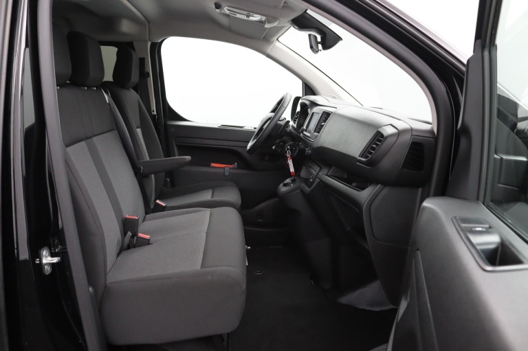 Toyota PROACE Long Worker DC - 2.0 D-4D Live 10