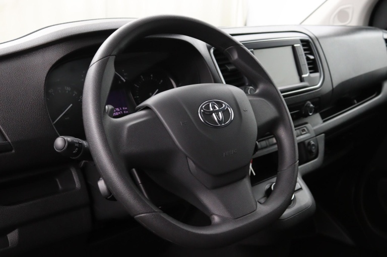 Toyota PROACE Long Worker DC - 2.0 D-4D Live 12
