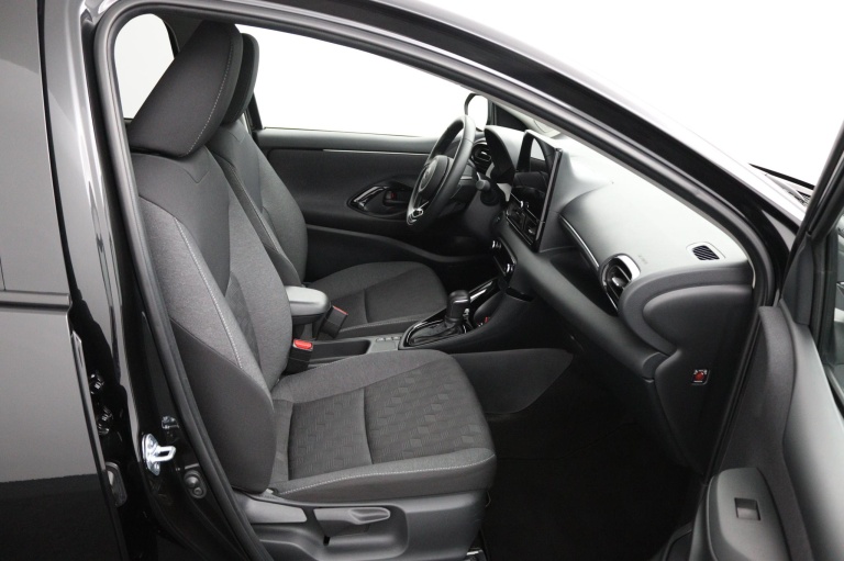 Toyota Yaris - 1.5 Hybrid 115 Dynamic 22