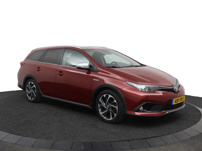 Toyota Auris - 1.8 Hybrid Dynamic Ultimate