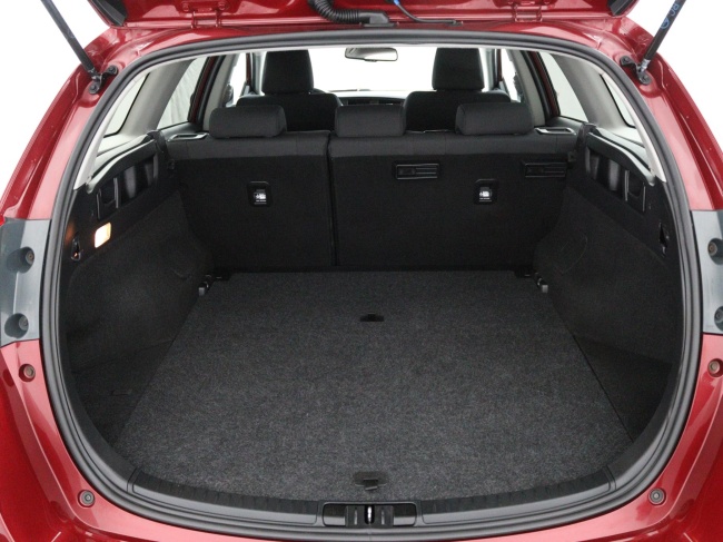 Toyota Auris - 1.8 Hybrid Dynamic Ultimate