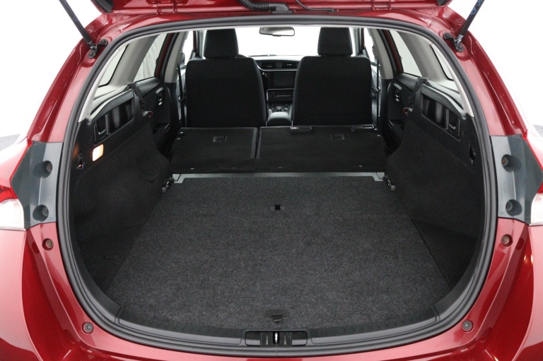 Toyota Auris - 1.8 Hybrid Dynamic Ultimate 25