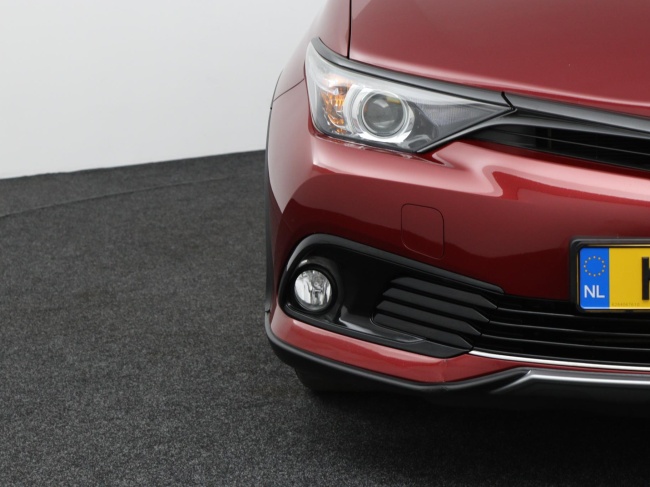 Toyota Auris - 1.8 Hybrid Dynamic Ultimate