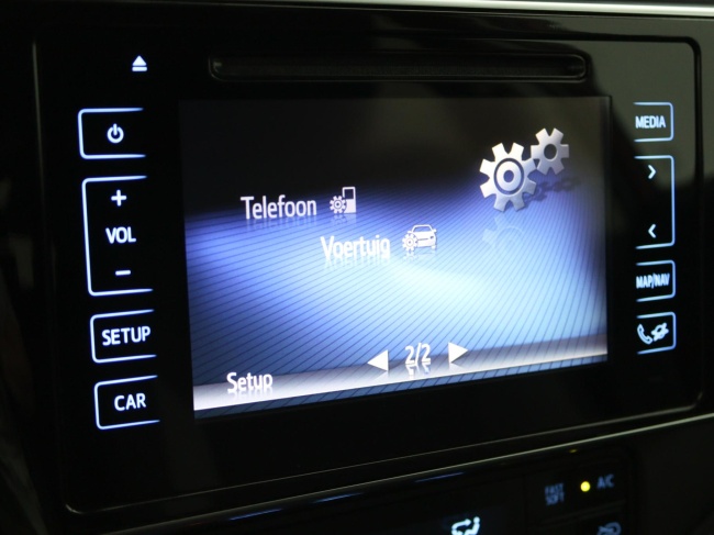 Toyota Auris - 1.8 Hybrid Dynamic Ultimate