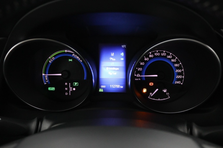 Toyota Auris - 1.8 Hybrid Dynamic Ultimate 6