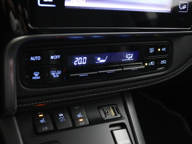 Toyota Auris - 1.8 Hybrid Dynamic Ultimate