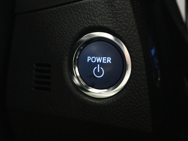 Toyota Auris - 1.8 Hybrid Freestyle