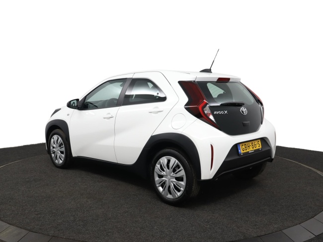 Toyota Aygo X - 1.0 VVT-i MT Play