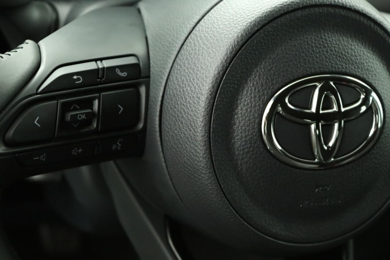 Toyota Aygo X - 1.0 VVT-i MT Play 19