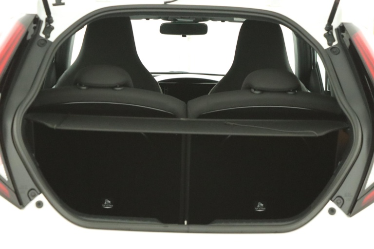 Toyota Aygo X - 1.0 VVT-i MT Play 23