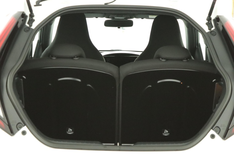 Toyota Aygo X - 1.0 VVT-i MT Play 24