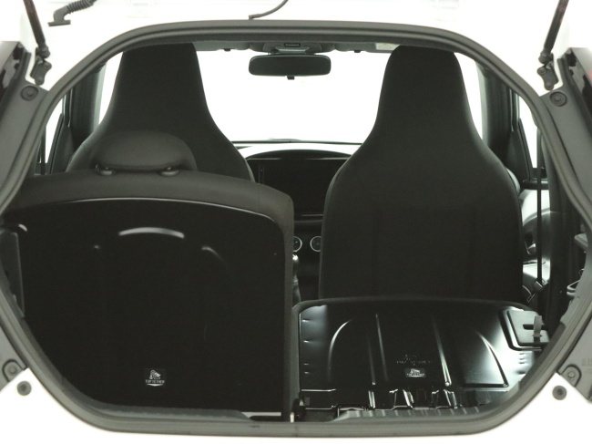 Toyota Aygo X - 1.0 VVT-i MT Play