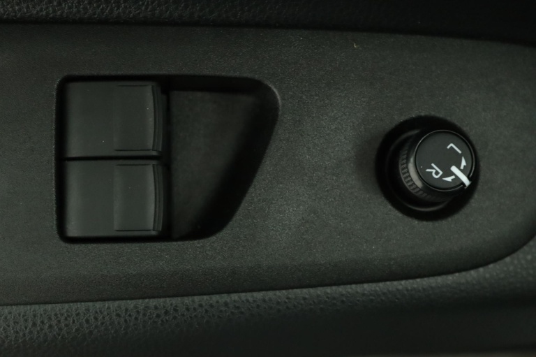 Toyota Aygo X - 1.0 VVT-i MT Play 28